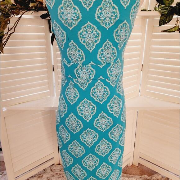 CHARTER CLUB BLUE/WHITE GEOMETRIC V NECK DRESS SIZE SMALL - Picture 2 of 6